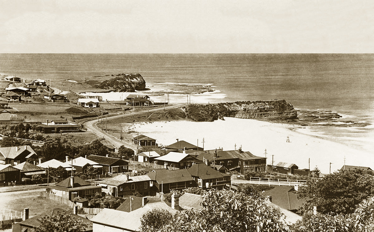 The Beach, Austinmer NSW Australia 1920s