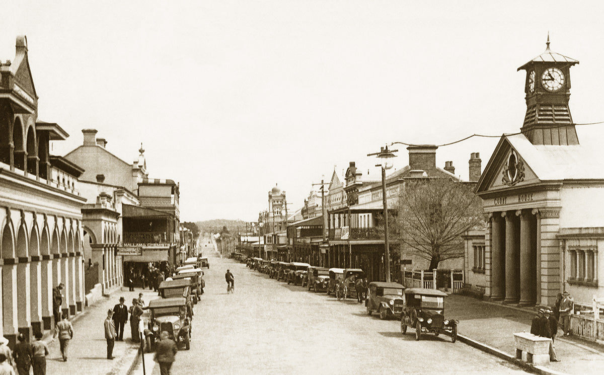 Beardy Street, Armidale NSW Australia 1934