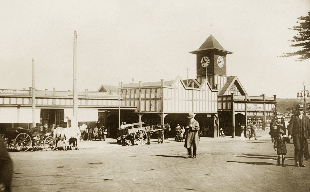 Ferry Wharf, Manly NSW Australia c.1910