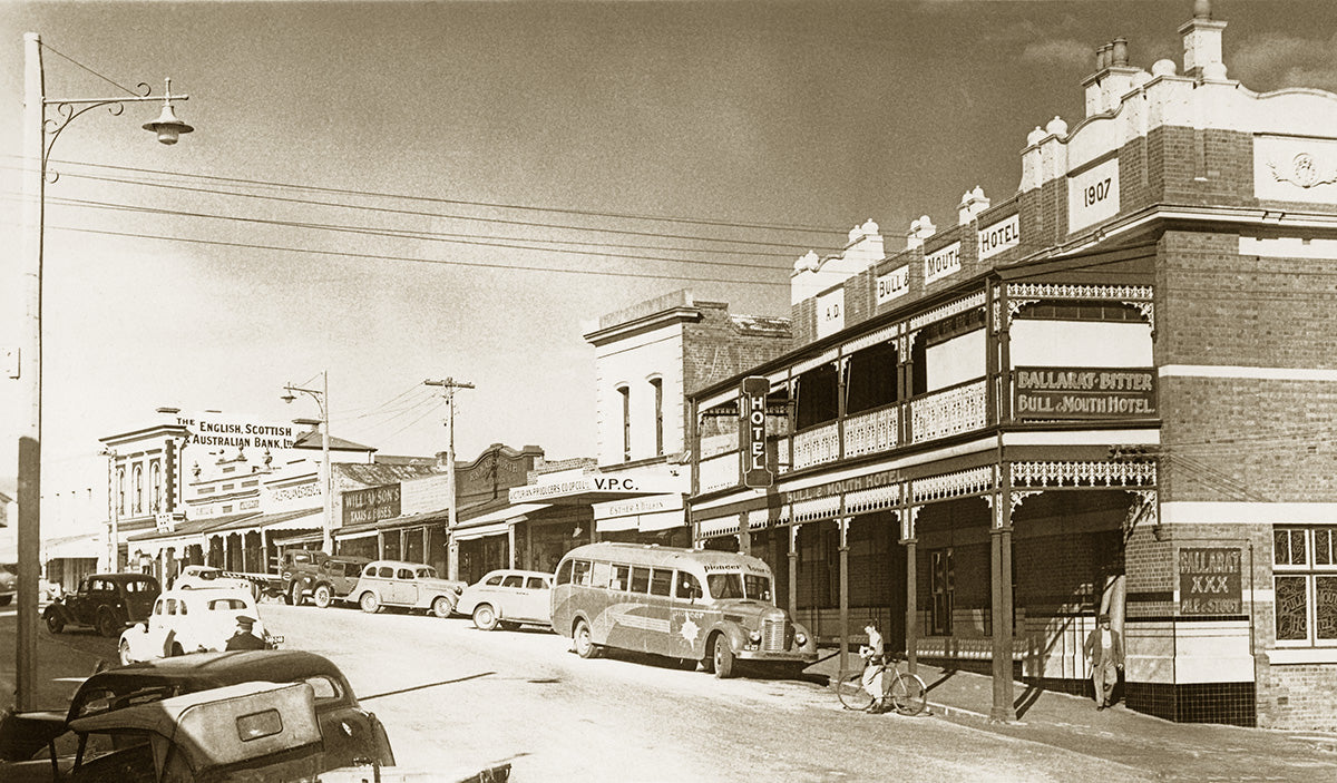 Main Street, Stawell VIC Australia 1940s