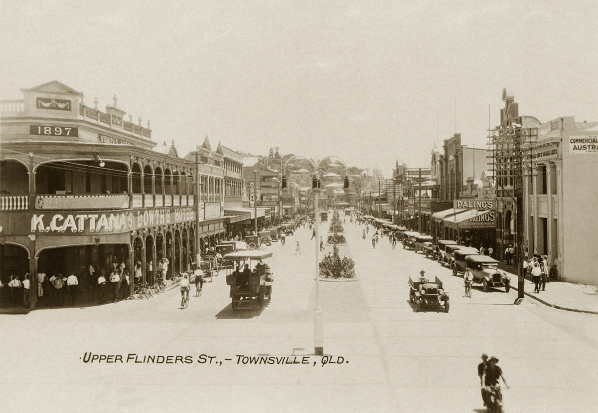 Upper Flinders Street, Townsville QLD Australia c.1930