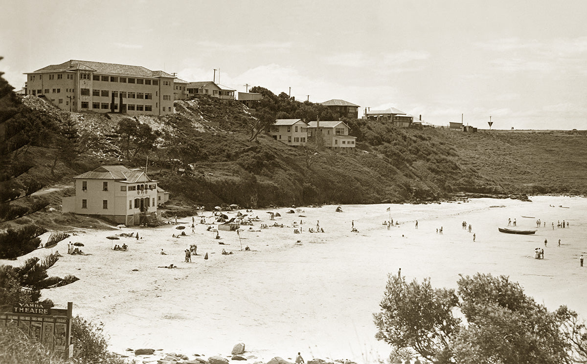 Hotel Pacific And Surfing Beach, Yamba NSW Australia 1930s