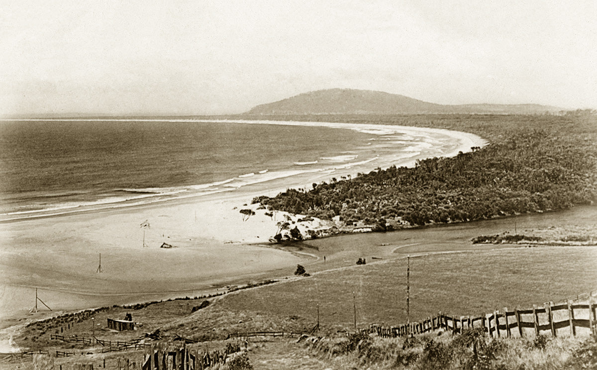 Seven Mile Beach, Gerringong NSW Australia c.1910