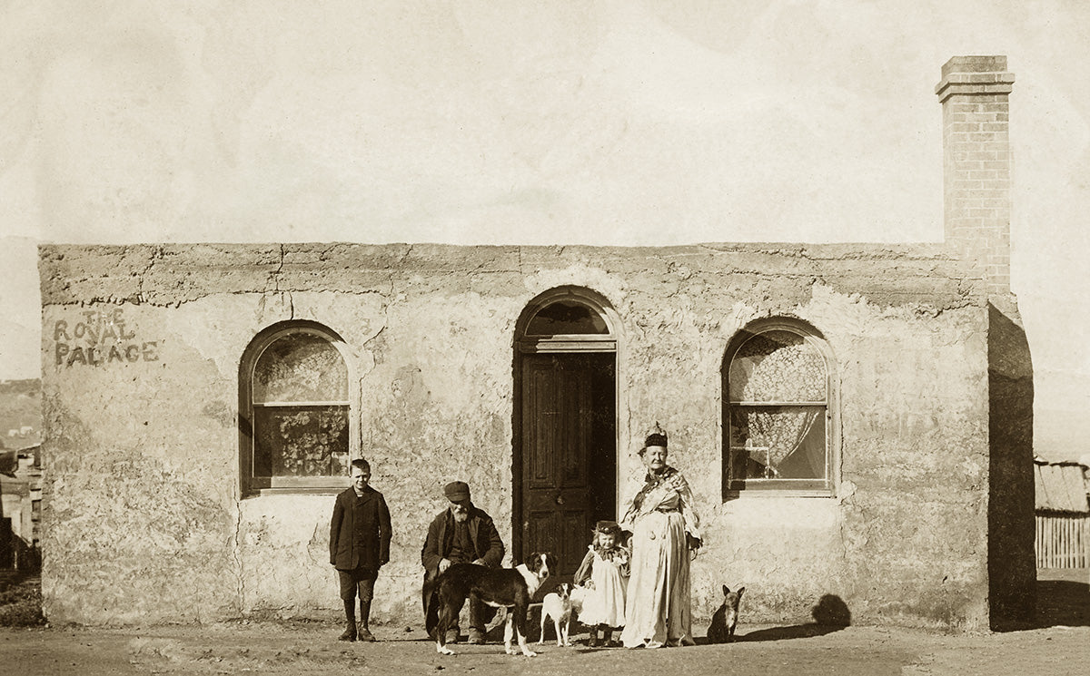 The Royal Family Of Palace, Goulburn NSW Australia 1906