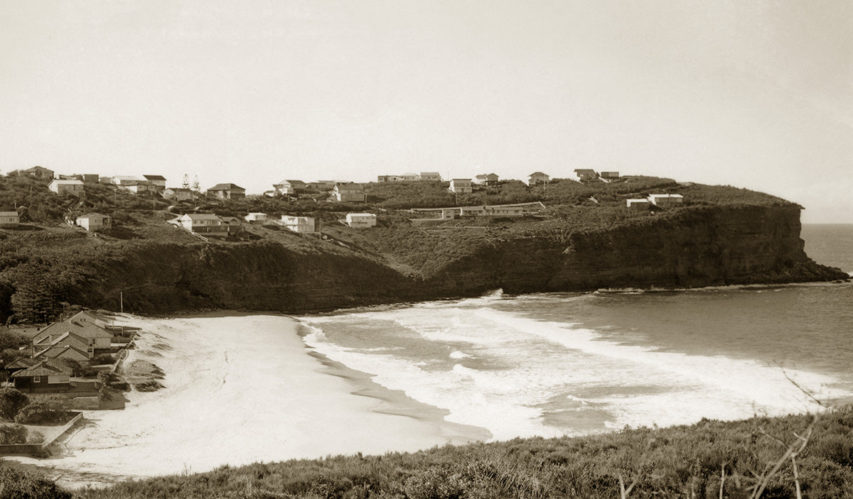 Looking North, Bilgola Beach NSW Australia 1940s