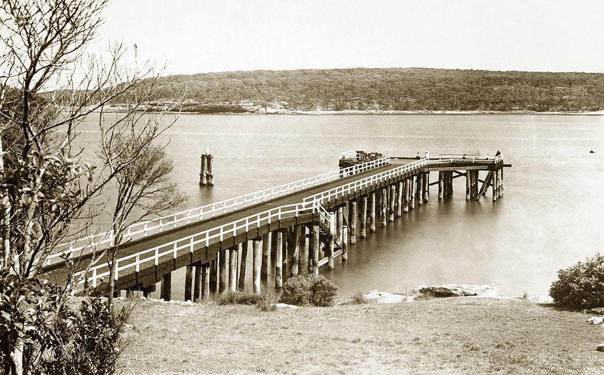 Gunnamatta Bay Pier, Cronulla NSW Australia c.1921