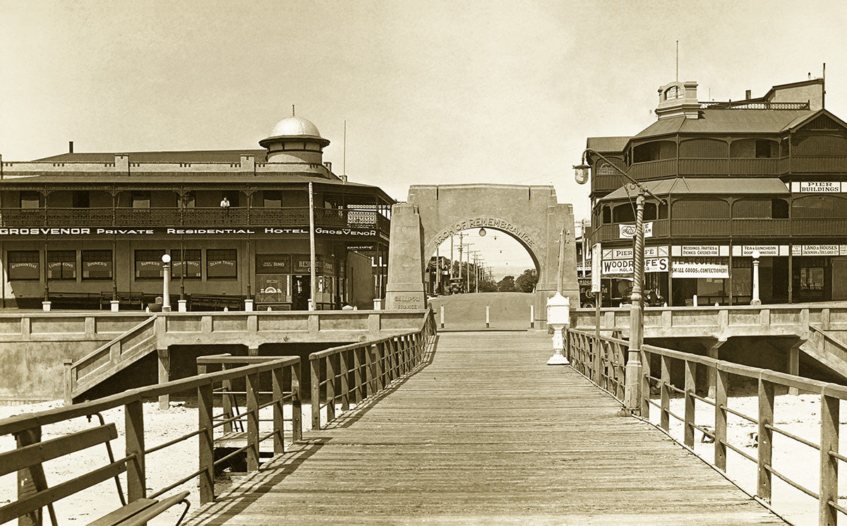 Jettys Memorial Arch, Brighten Le sands NSW Australia c.1929