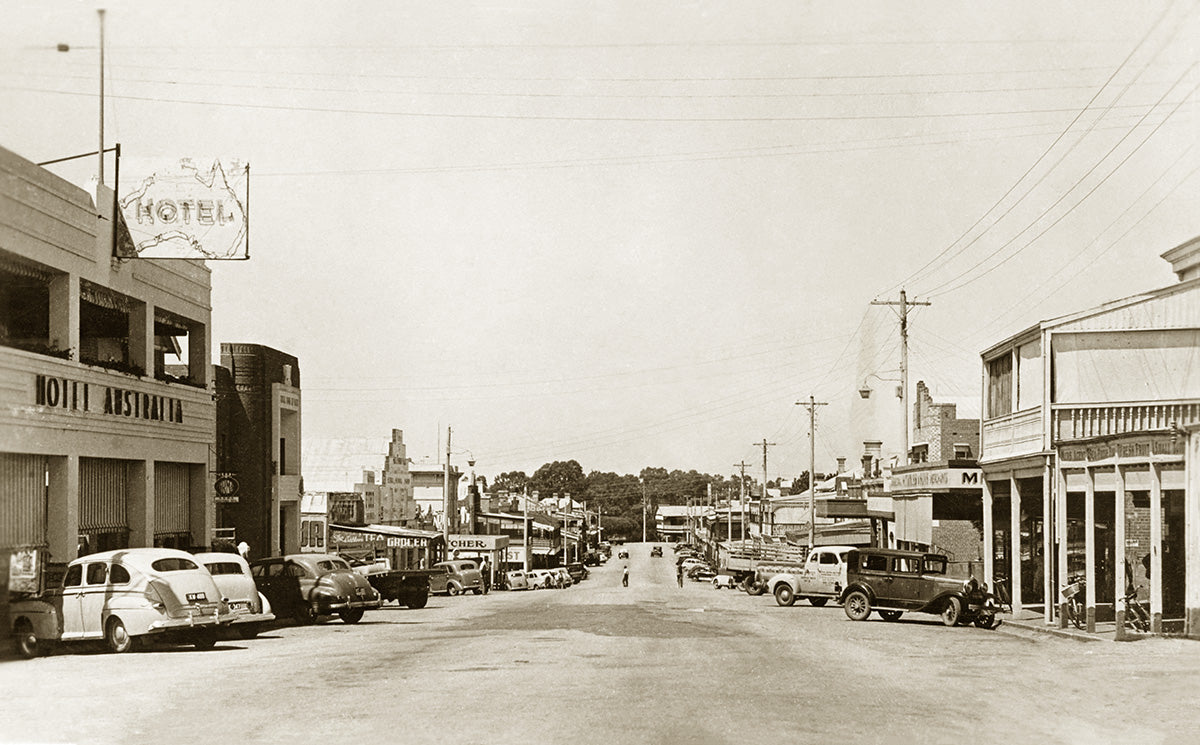 Sanger Street, Corowa NSW Australia 1940s