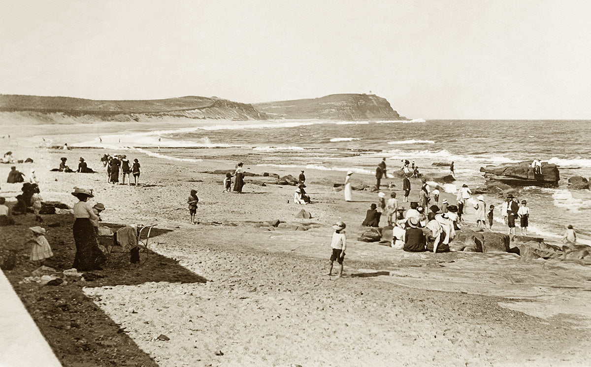 Merewether Beach, Newcastle NSW Australia c.1907