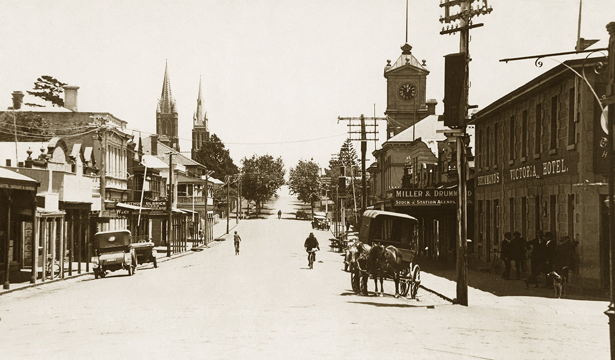 Gray Street, Hamilton VIC Australia c.1922