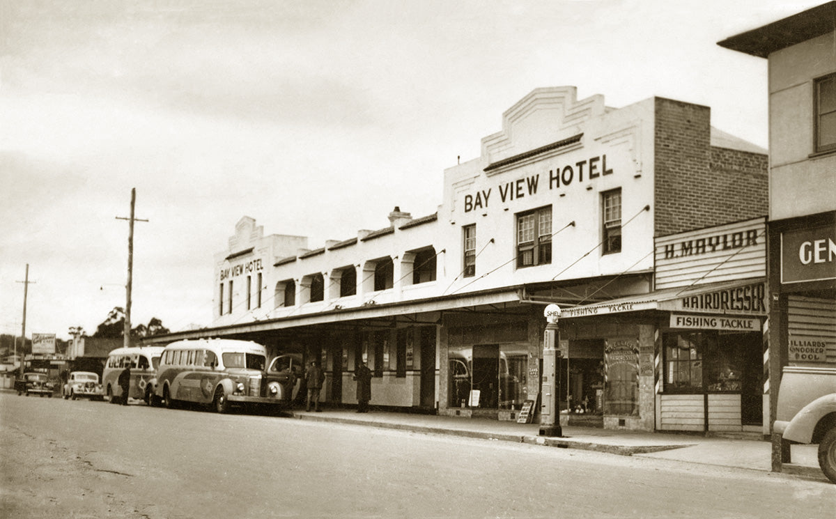 Princes Highway And Bay View Hotel, Batemans Bay NSW Australia 1959