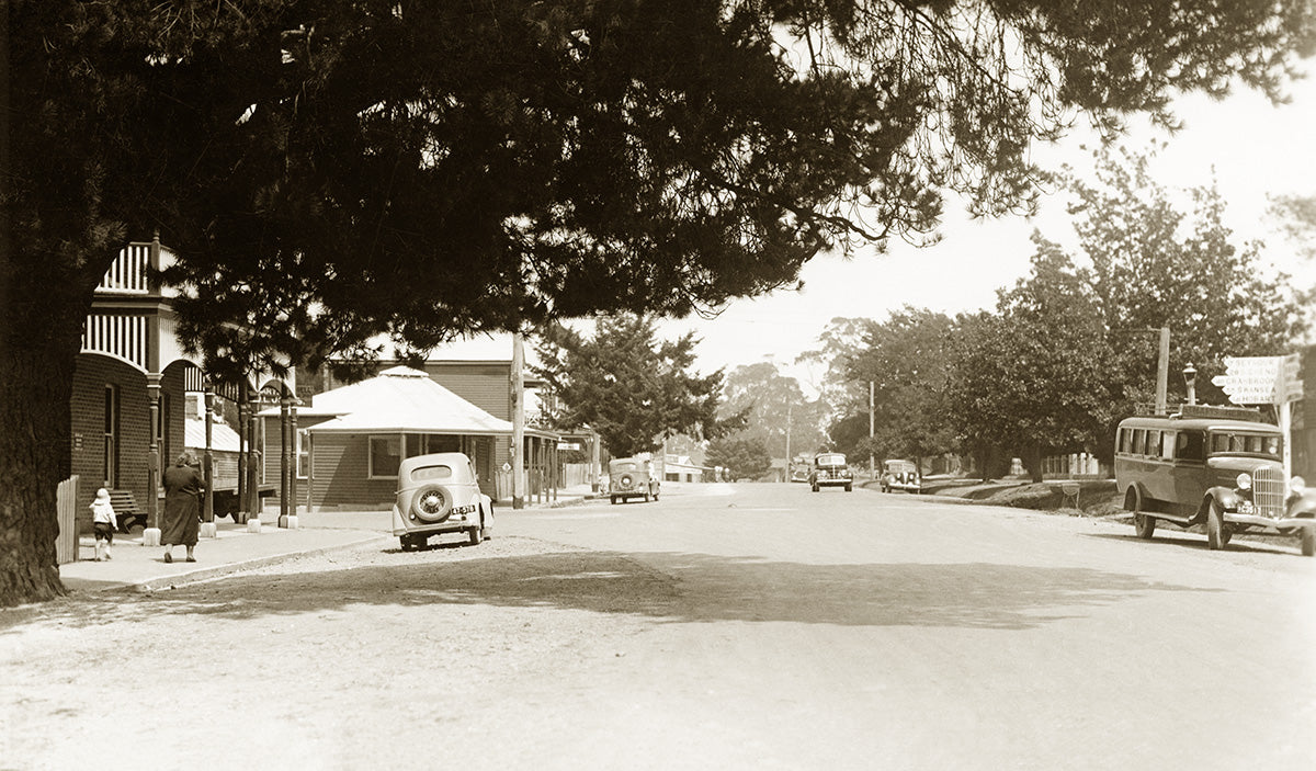 Main Street, St. Marys NSW Australia c.1946