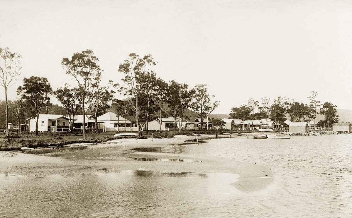 The Esplanade, Davistown NSW Australia c.1910