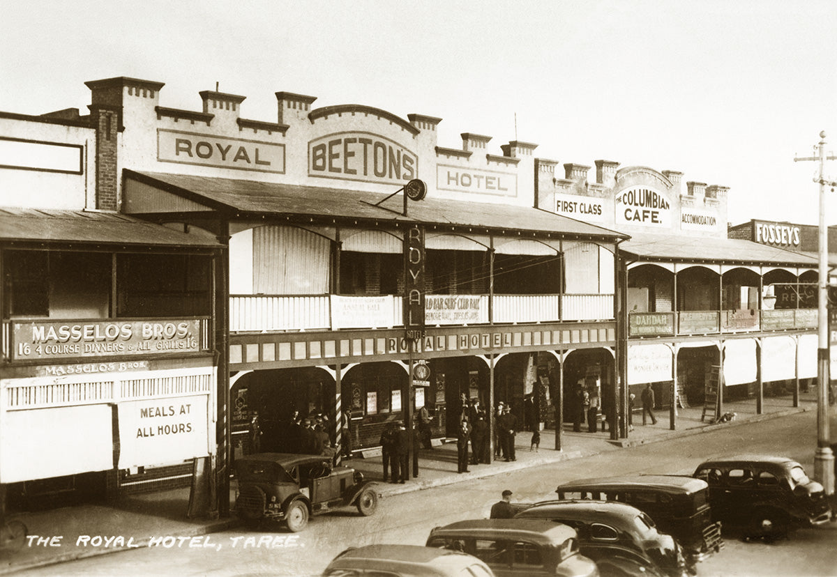 Royal Hotel And Main Street, Taree NSW Australia c.1937