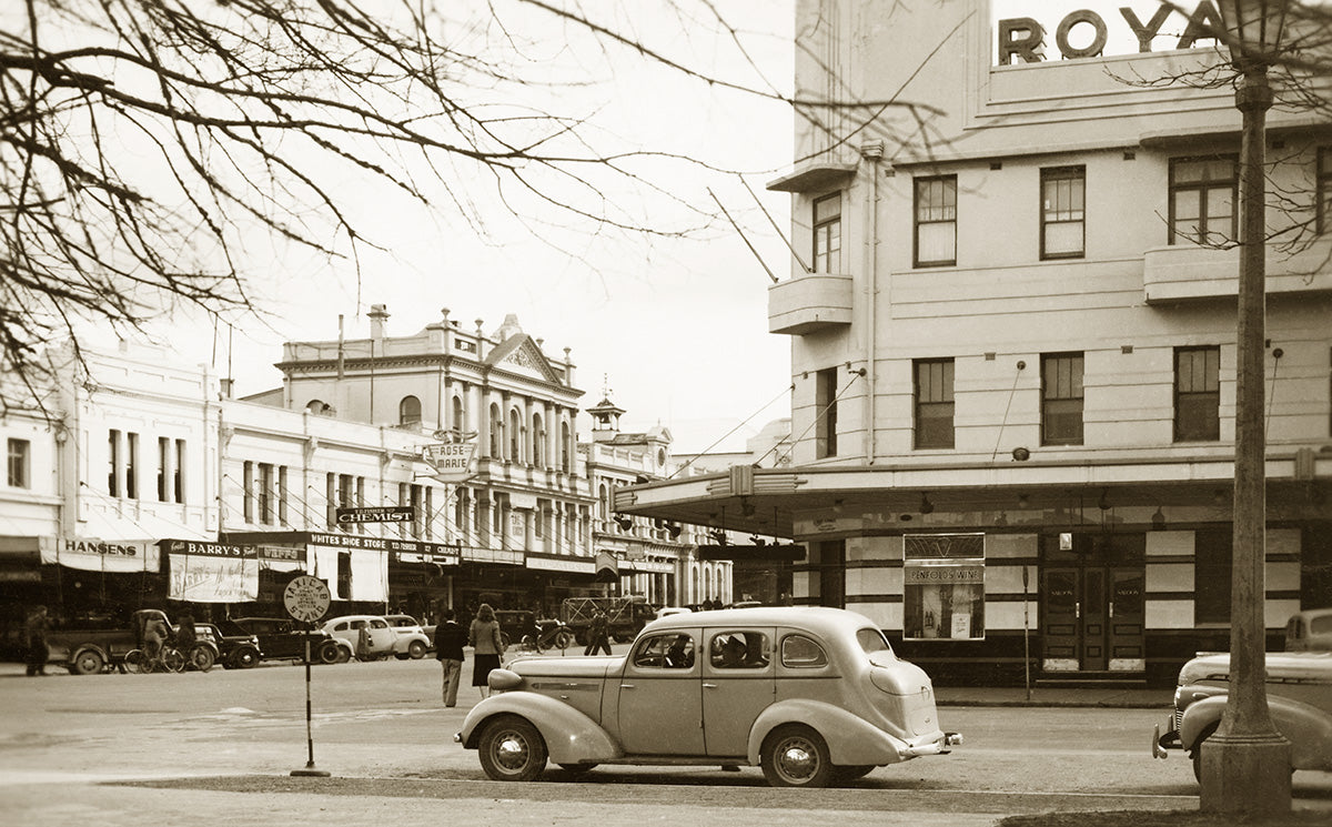Royal Hotel, Orange NSW Australia 