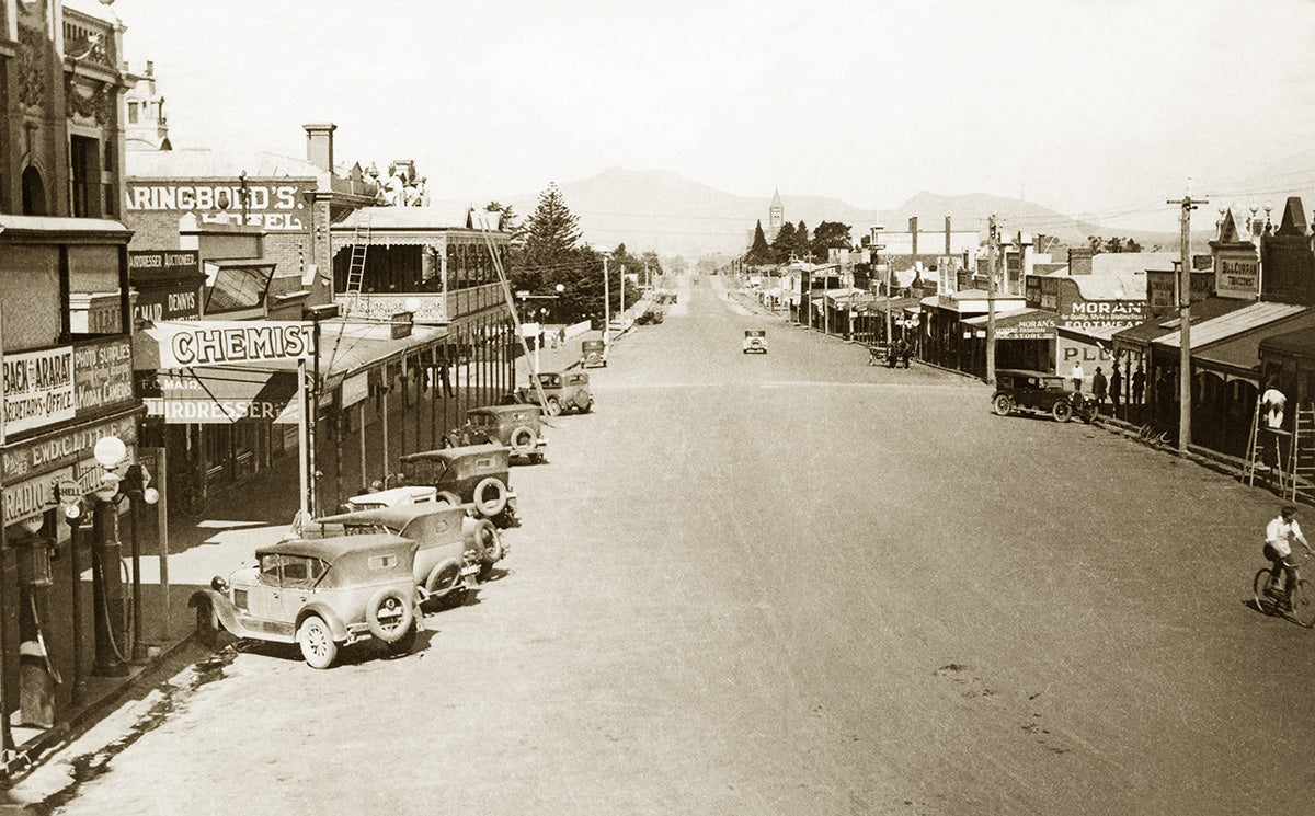 Barkly Street East, Ararat VIC Australia c.1938