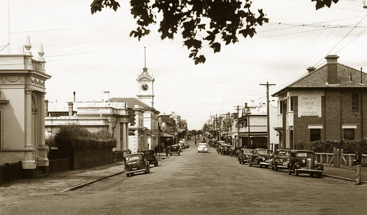 Gray Street, Hamilton VIC Australia c.1950