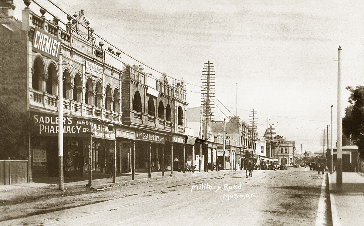 Military Road, Mosman NSW Australia c.1909
