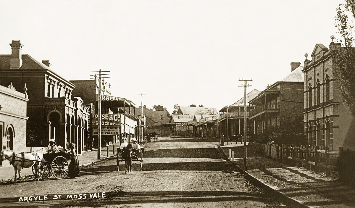 Argyle Street, Moss Vale NSW Australia c.1910