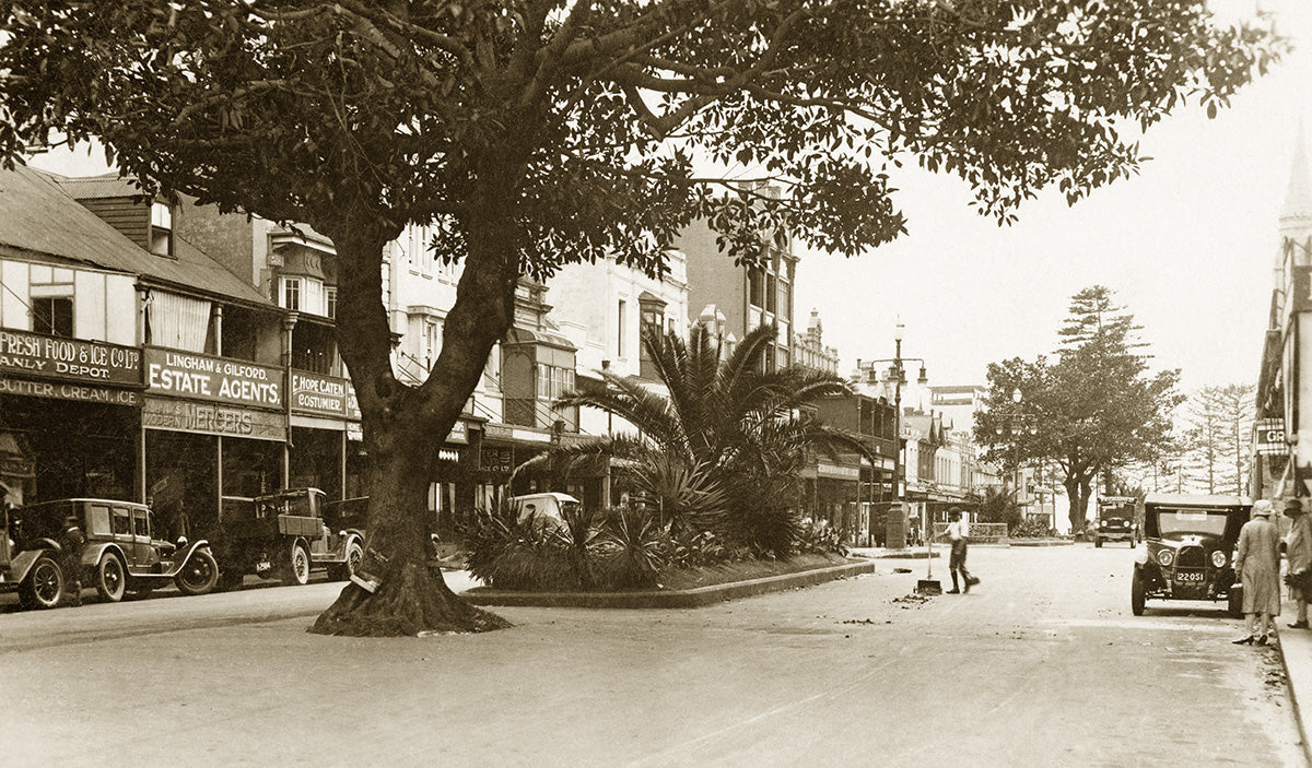 The Corso, Manly NSW Australia 1930s