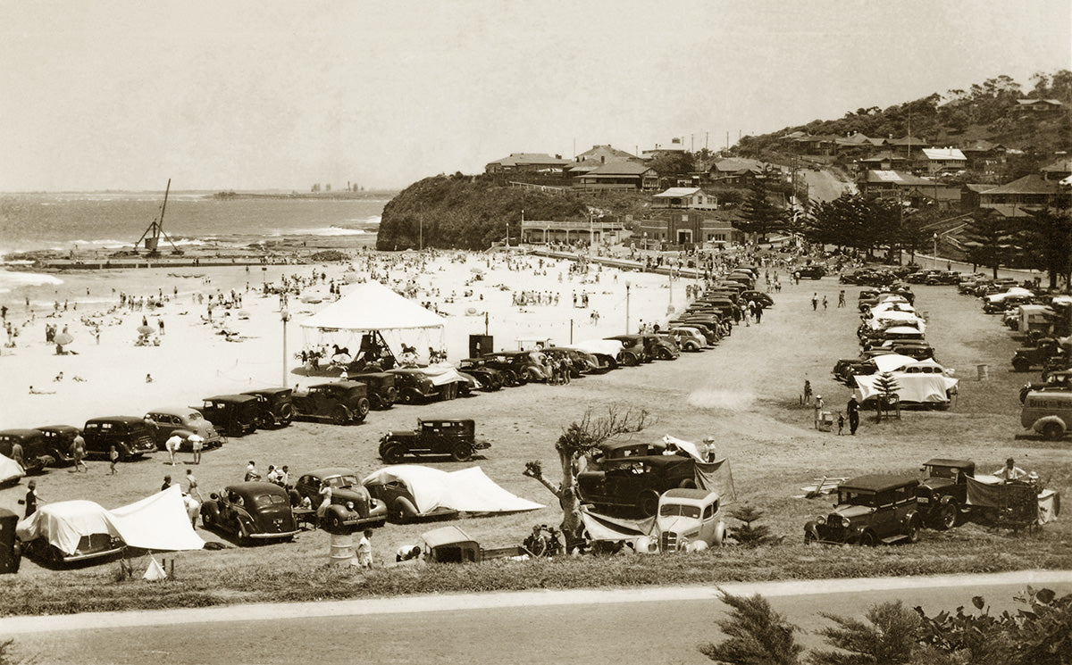 Beach And The Promenade, Austinmer NSW Australia c.1937