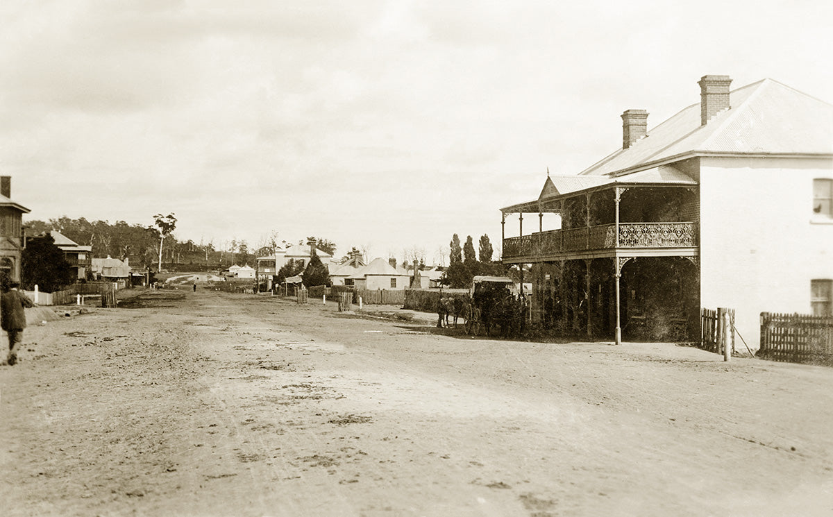 Oberon Street, Oberon NSW Australia c.1910
