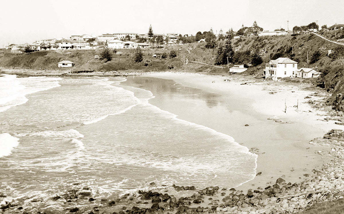 Surf Beach, Yamba NSW Australia c.1955
