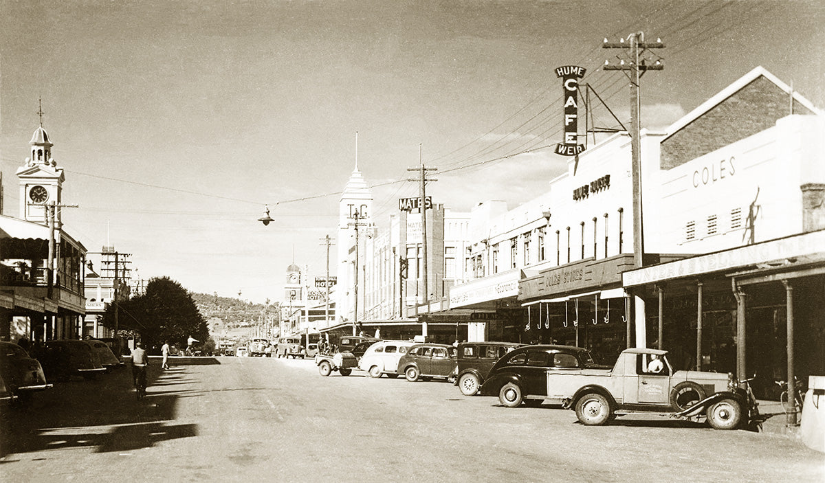 Dean Street, Albury NSW Australia 1940s