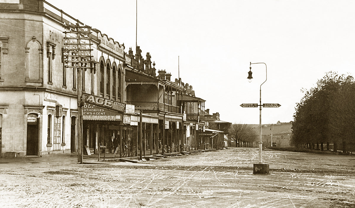 Queen Street, Warragul VIC Australia 1920s