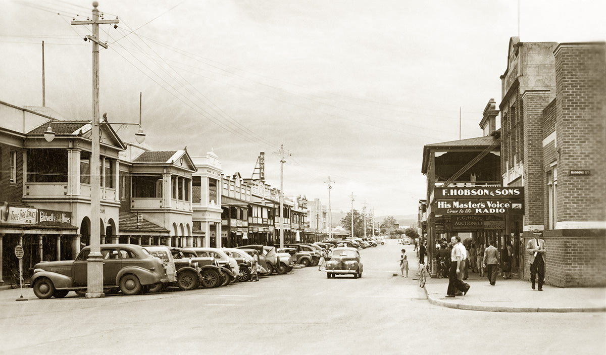 Victoria Street, Taree NSW Australia c.1949