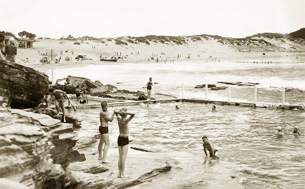 Beach And Rock Pool, Avalon NSW Australia c.1949