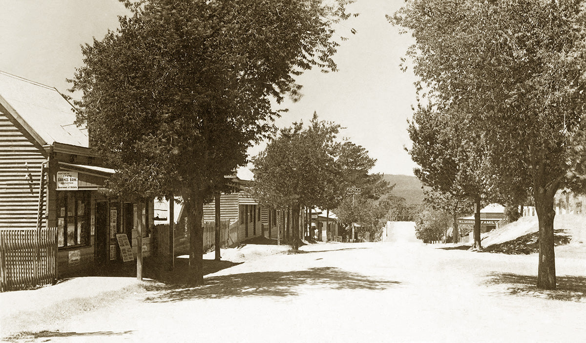 Main Street, Macedon VIC Australia c.1919