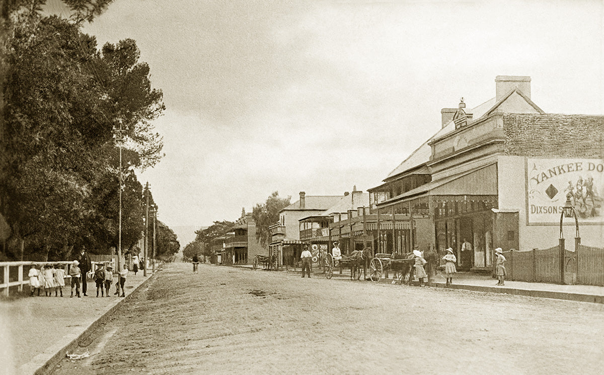 Windsor Street. Richmond NSW Australia c.1910