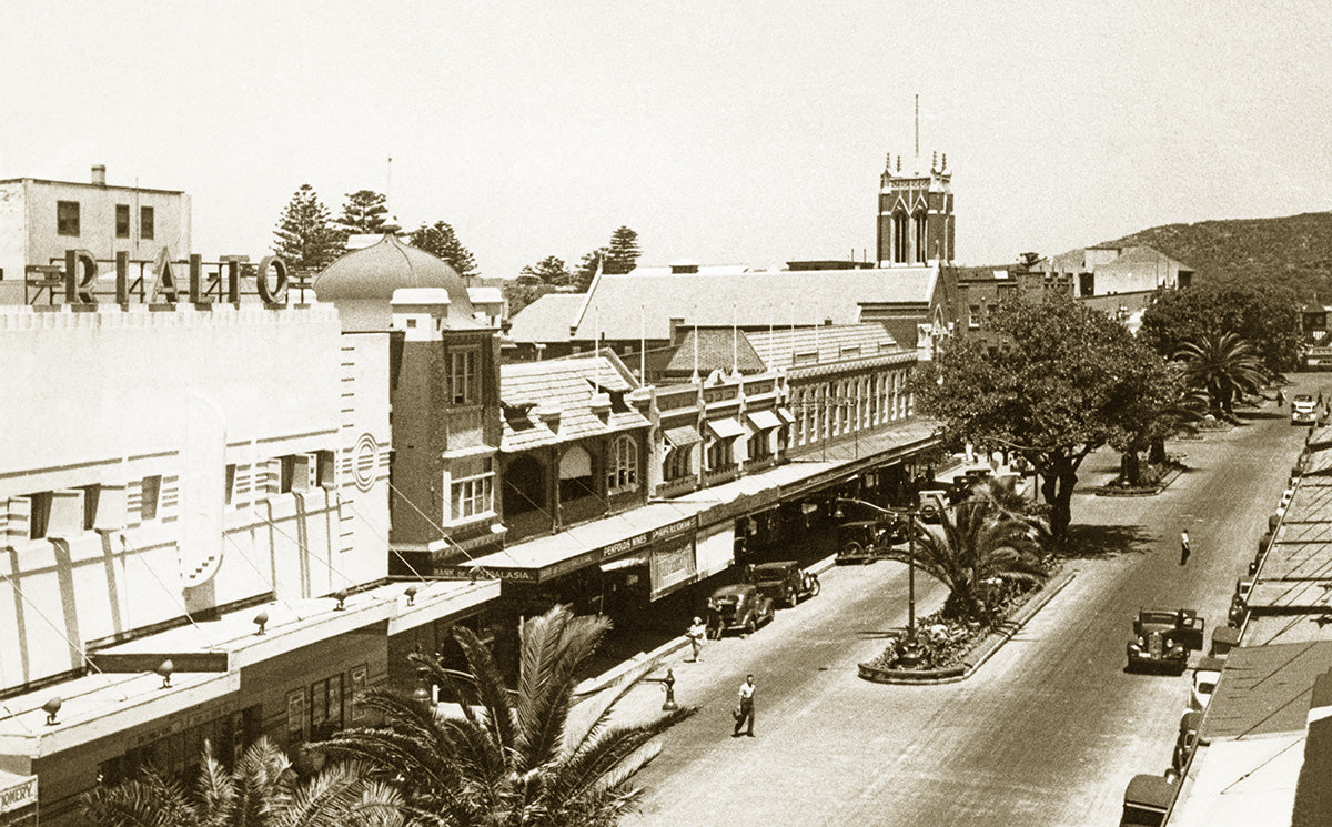 The Corso And Movie Theatre - Rialto, Manly NSW Australia c.1937