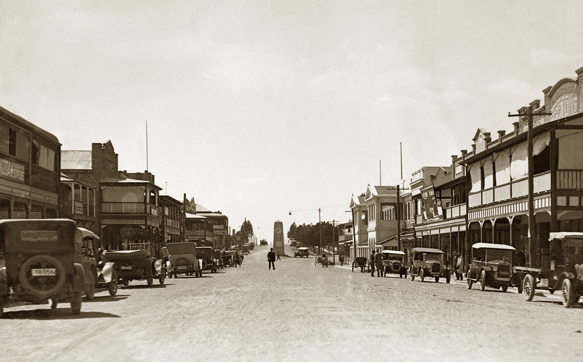 Victoria Street, Taree NSW Australia 1920s