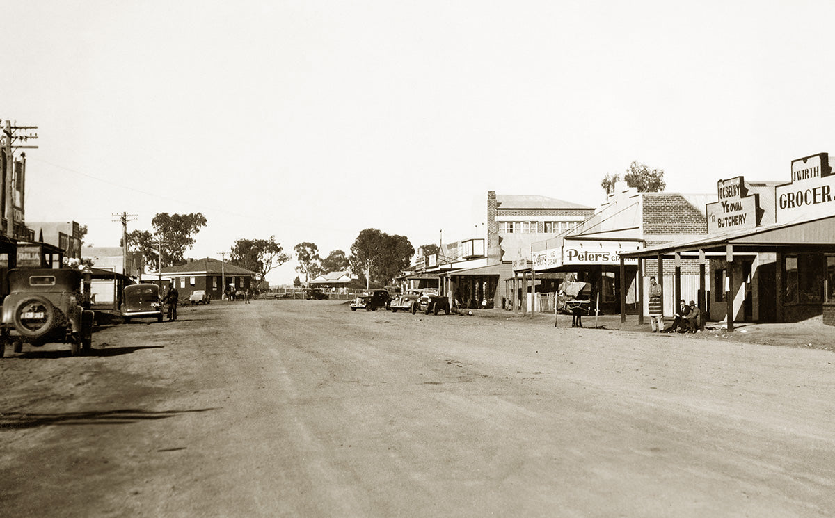 Main Street, Yeoval NSW Australia 1940s