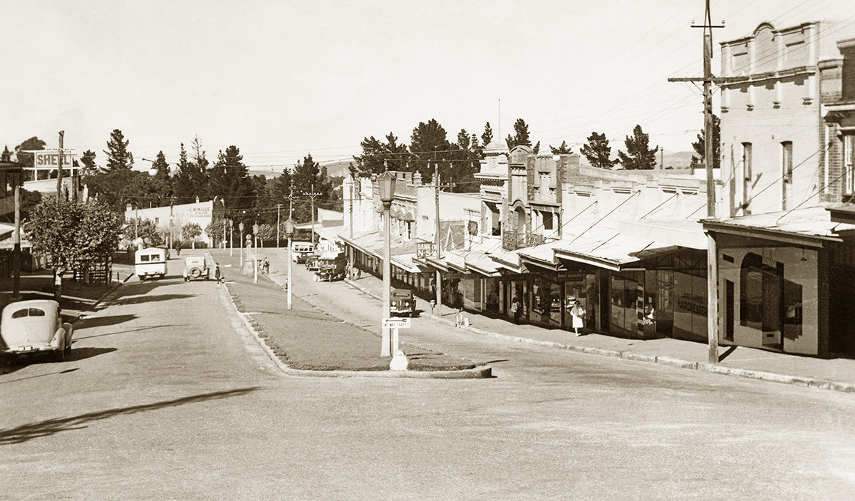 The Mall, Leura NSW Australia 1940s