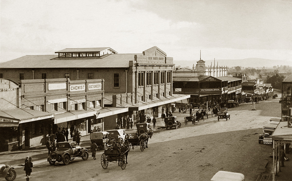 Kendall Street, Cowra NSW Australia c.1919