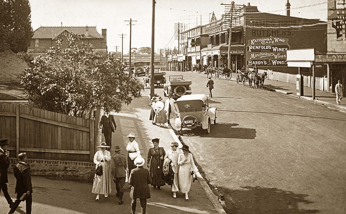 Katoomba Street, Katoomba NSW Australia c.1918