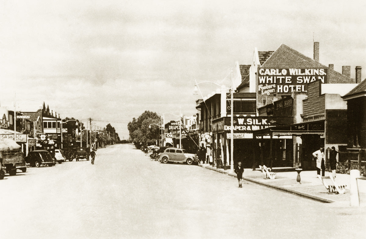 Campbell Street, Swan Hill VIC Australia c.1937