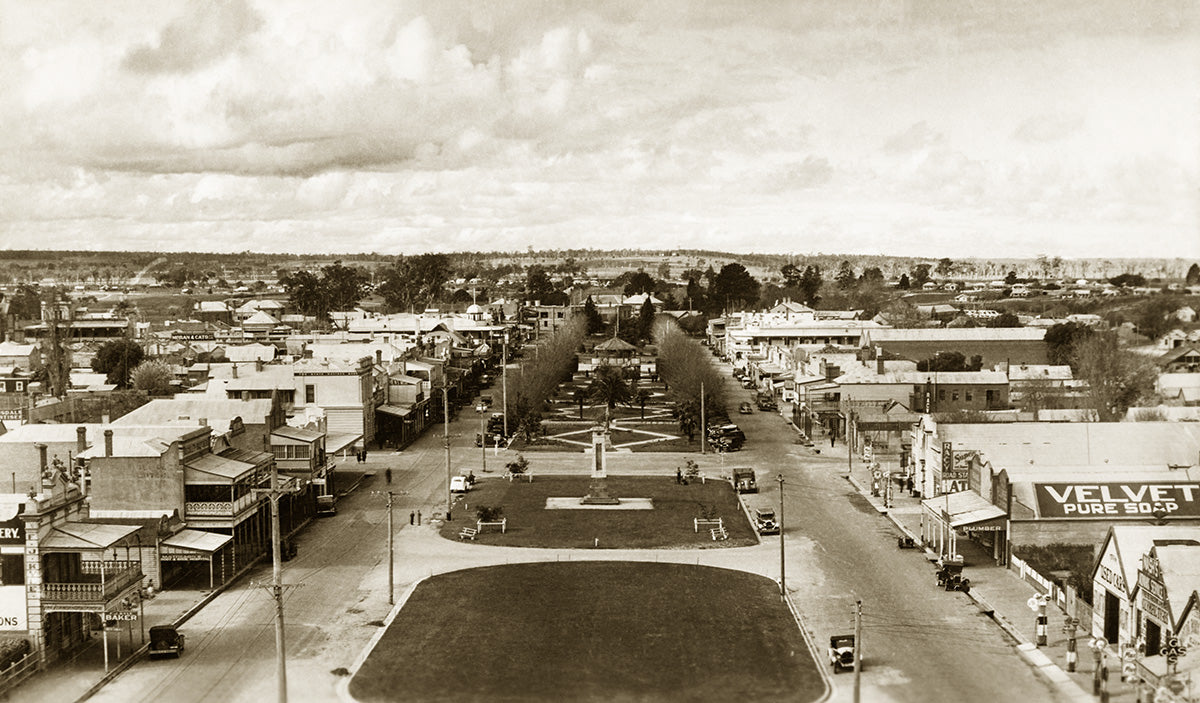 General View Of Shopping Area, Bairnsdale VIC Australia 1930s