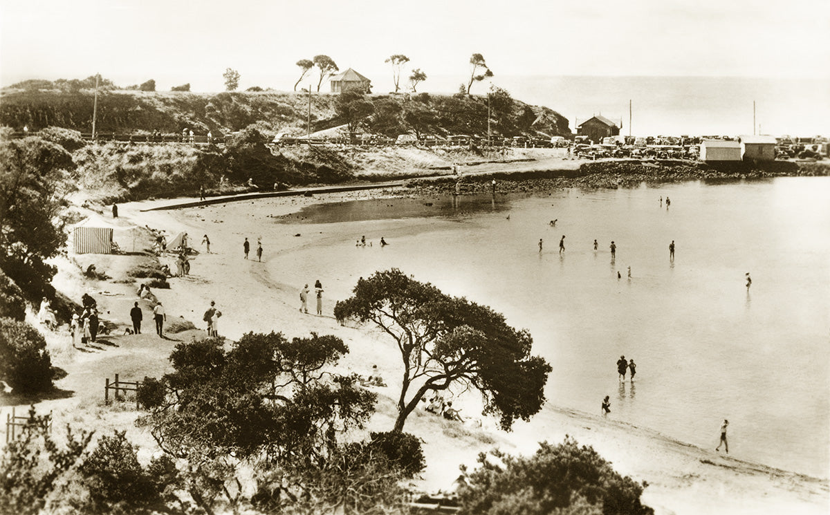 The Childrens Beach, Mornington VIC Australia c.1939