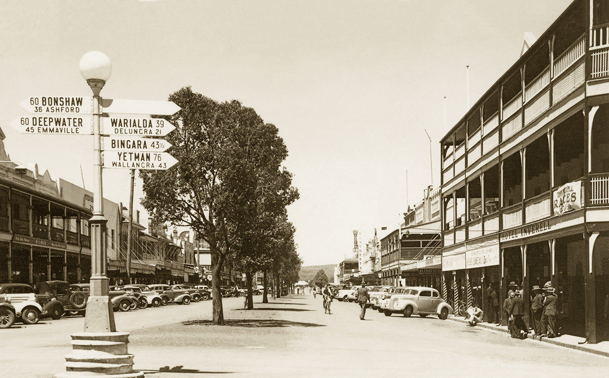 Otho Street - Looking East, Inverell NSW Australia c.1938