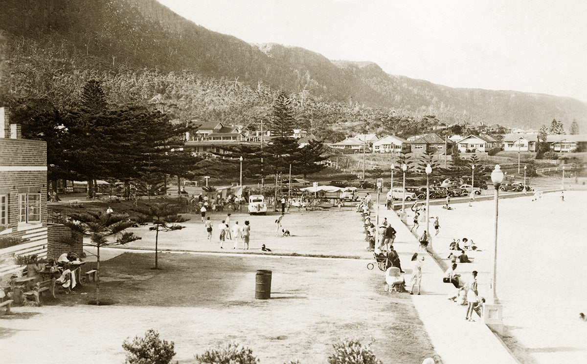 General View, Austinmer NSW Australia c.1937