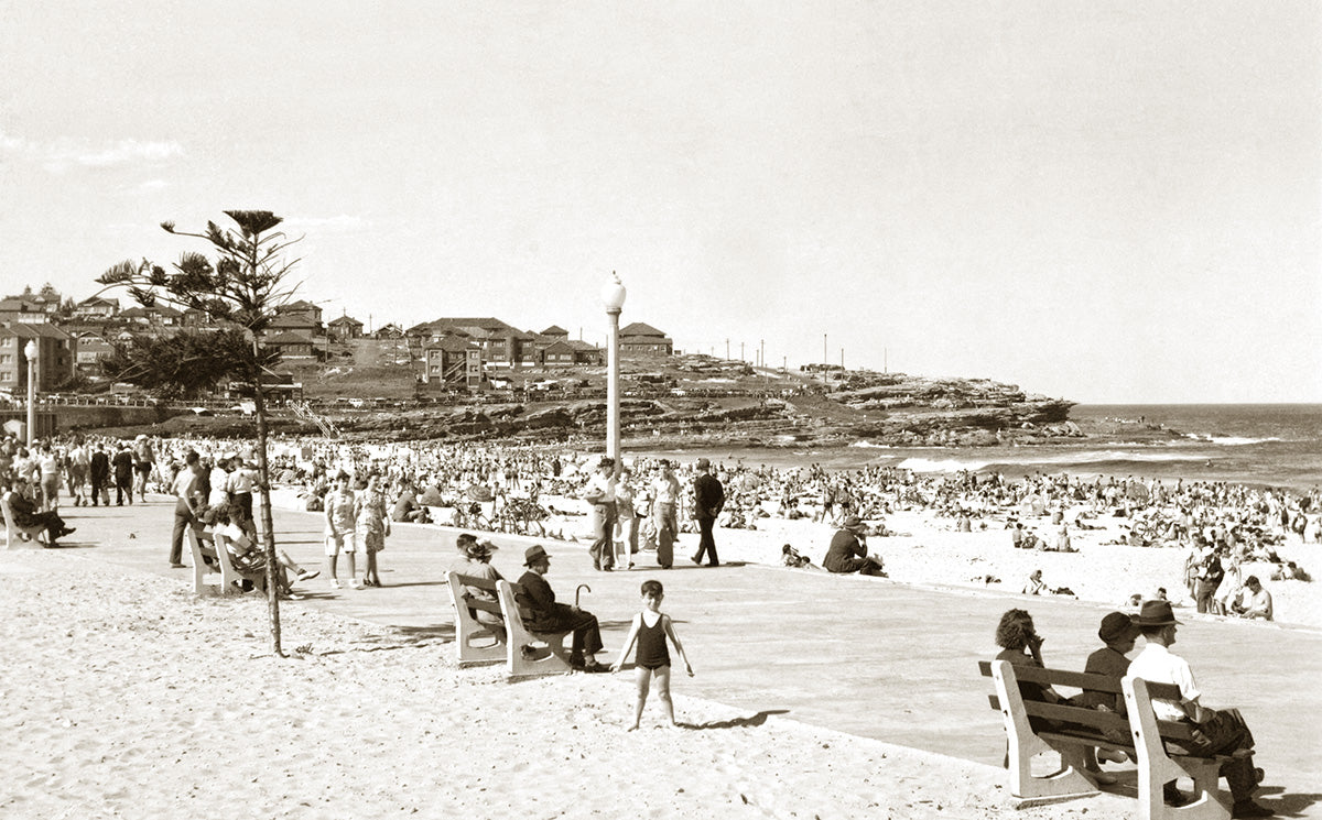 The Beach - Looking North, Maroubra NSW Australia 1940s 