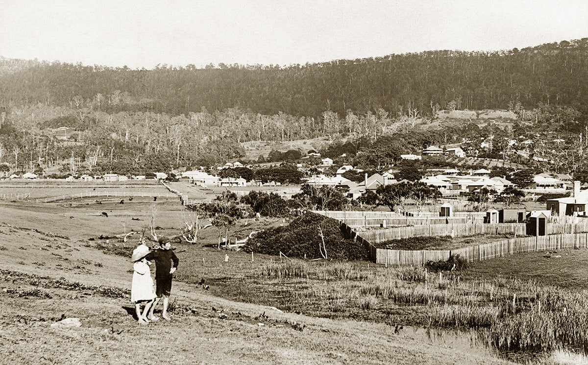 General View Of Township, Thirroul NSW Australia c.1905