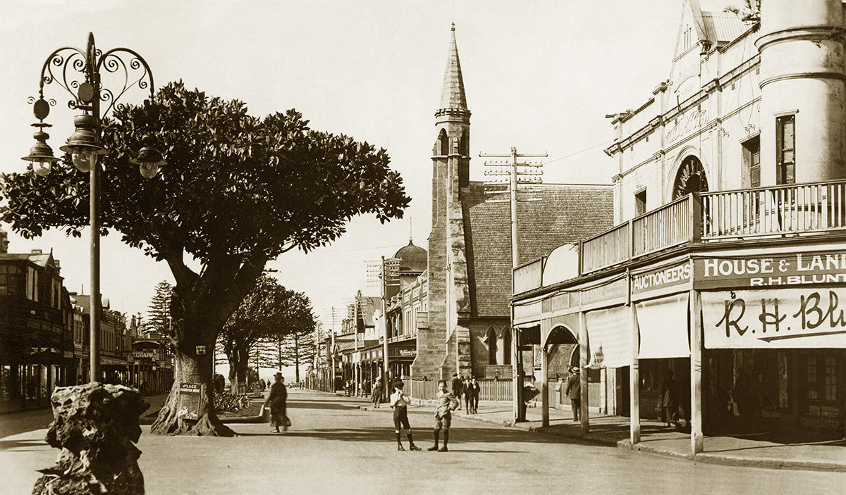 The Corso, Manly NSW Australia c.1914