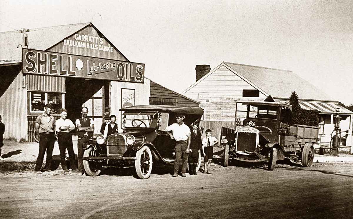 Garrats Garage - Corner Of Railway Street And Windsor Road, Baulkham Hills NSW Australia 1923