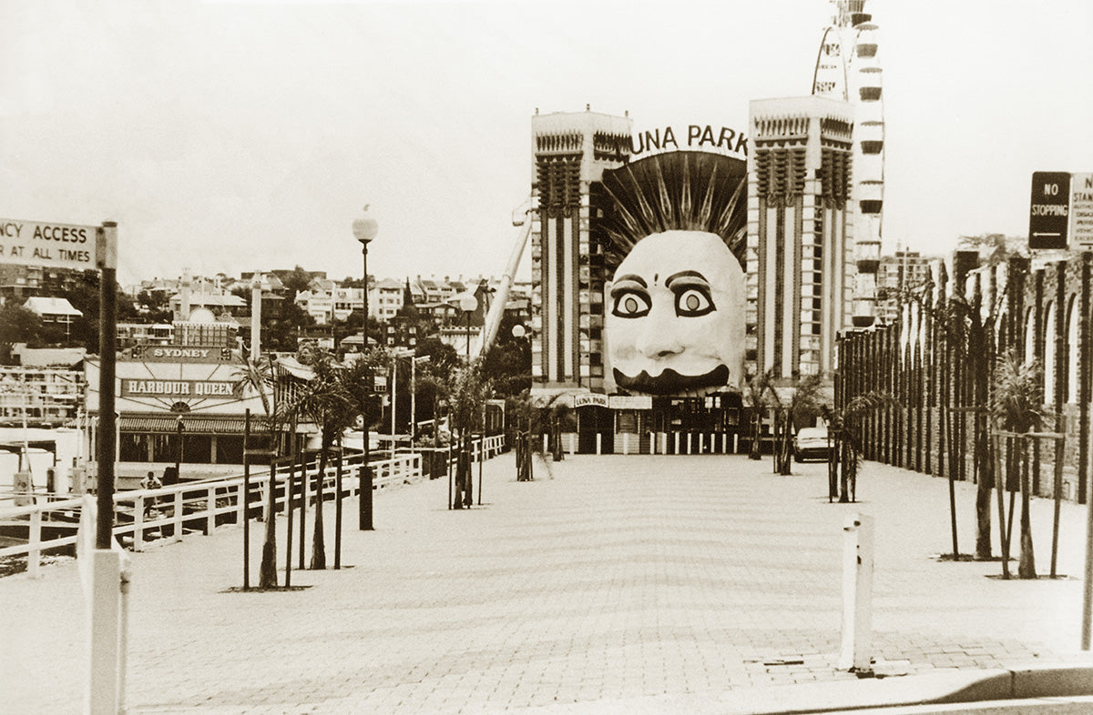 Luna Park - Entrance, Milsons Point NSW Australia 1986
