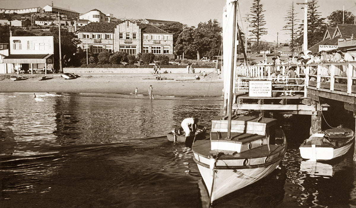 Beach And Pier, Watsons Bay NSW Australia c.1948